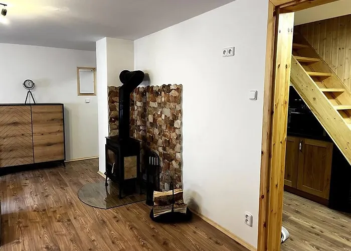 Stylish In National Park *