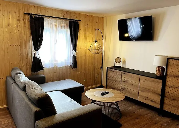 Stylish In National Park *